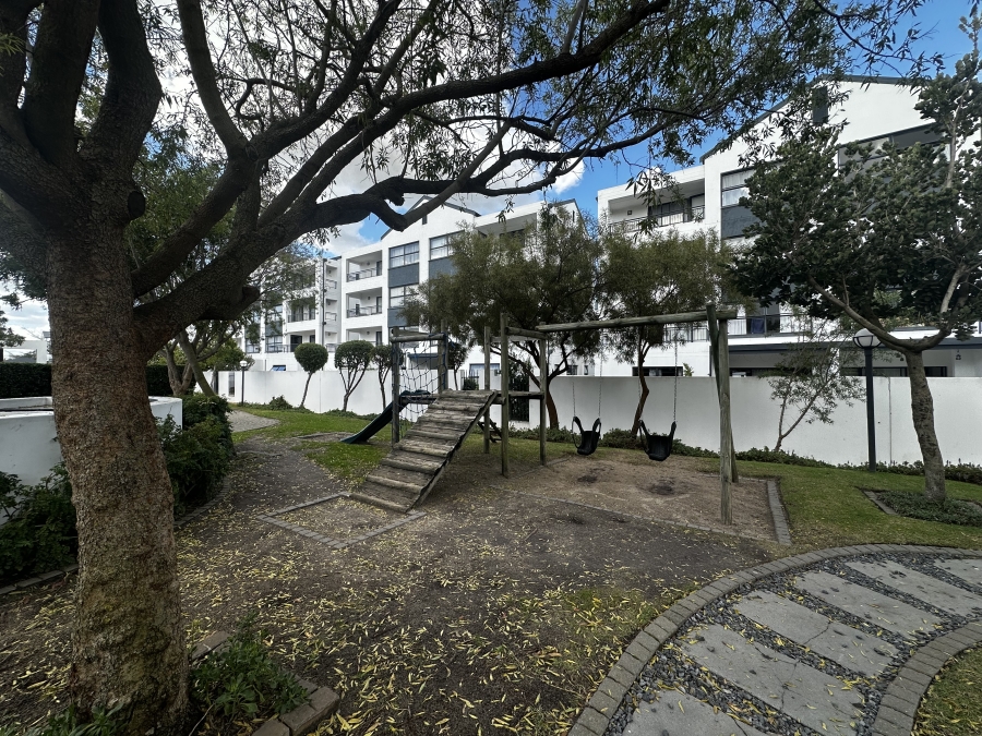 To Let 3 Bedroom Property for Rent in Sandown Western Cape